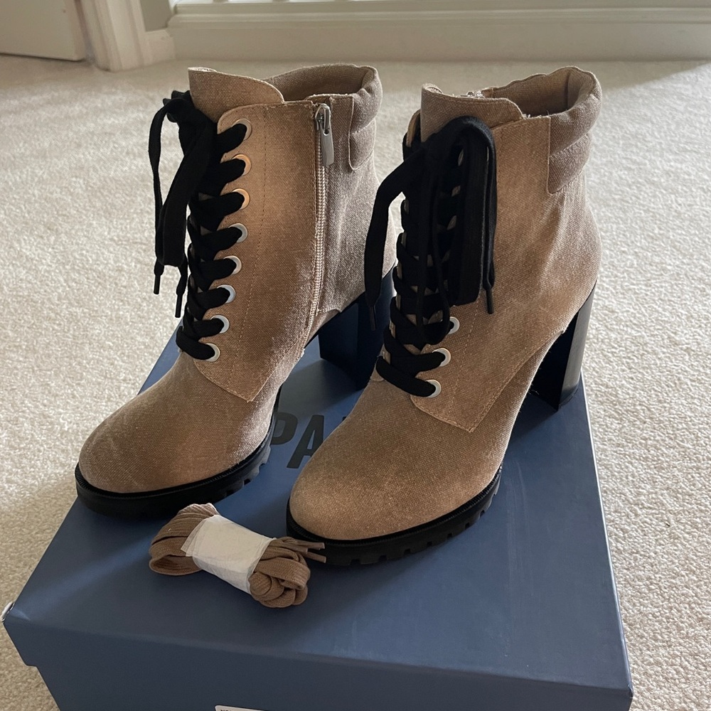 NWT PAIGE Nicole in Canvas Boots